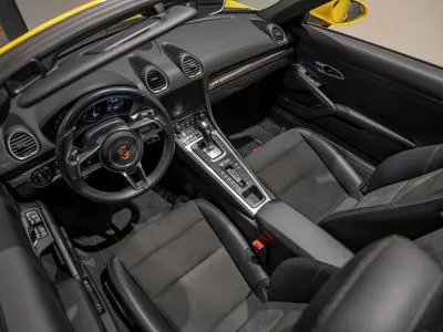 Porsche 718 Boxster PDK