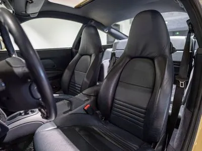 Porsche 911 Carrera