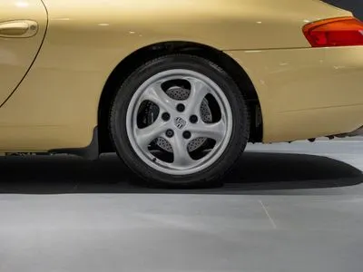 Porsche 911 Carrera