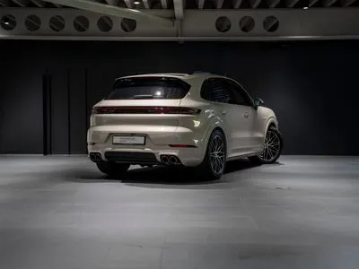 Porsche Cayenne E-Hybrid