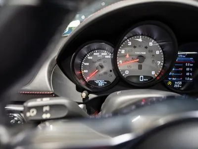 Porsche 718 Cayman Standard