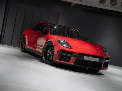 Porsche Panamera GTS