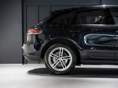 Porsche Macan Standard