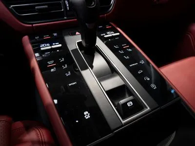Porsche Macan Standard