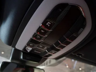 Porsche Macan Standard