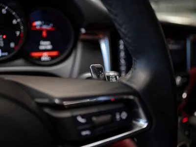 Porsche Macan Standard