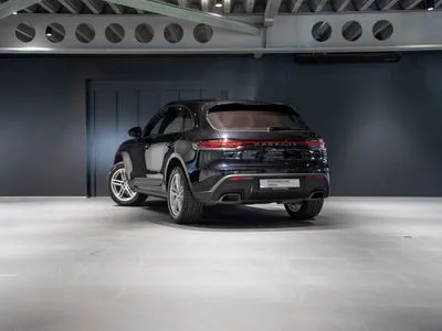 Porsche Macan Standard