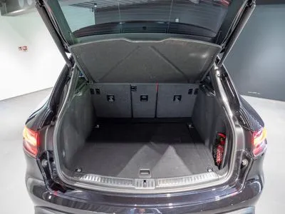 Porsche Macan Standard