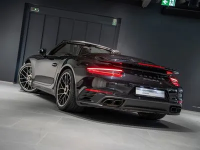 Porsche 911 Turbo S