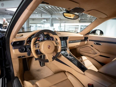 Porsche 911 Carrera 4S