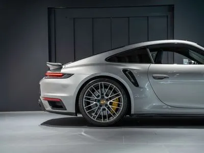 Porsche 911 Carrera Turbo S