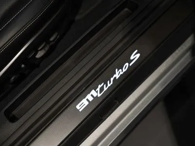 Porsche 911 Carrera Turbo S