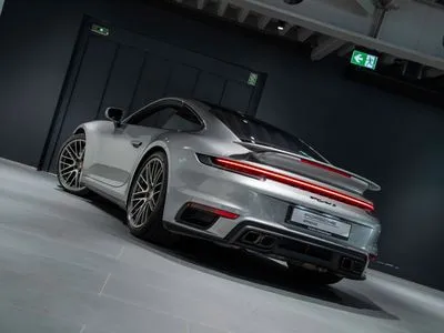Porsche 911 Carrera Turbo S