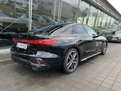 Audi A5 Limousine e-Hybrid 270 kW Quattro S tronic