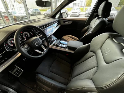 Audi Q7 TDI mHEV 210 kW Quattro S Line Tiptr
