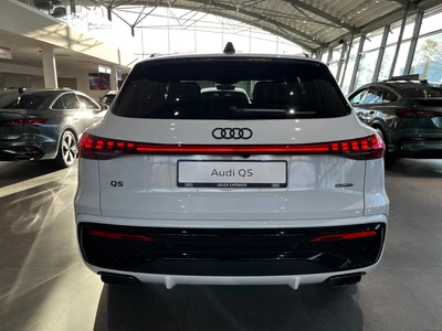 Audi Q5 TFSI mHEV 150 kW Quattro S tronic