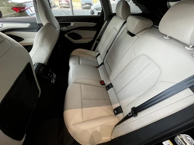 Audi A6 Avant TDI mHEV Quattro S tronic