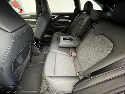Audi A6 Avant e-Hybrid 220 kW Quattro S tronic
