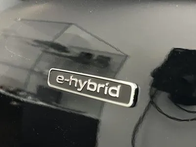 Audi A6 Avant e-Hybrid 220 kW Quattro S tronic