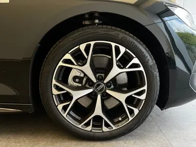 Audi A6 Avant TFSI mHEV 200kW Quattro S tronic