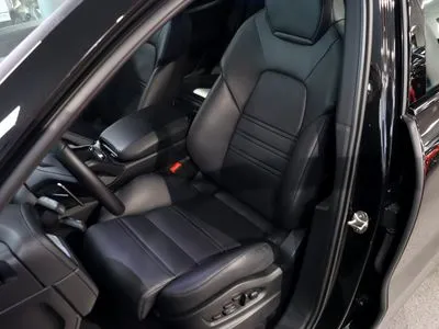 Porsche Cayenne Standard