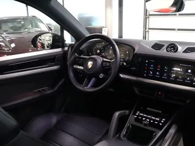 Porsche Cayenne Standard