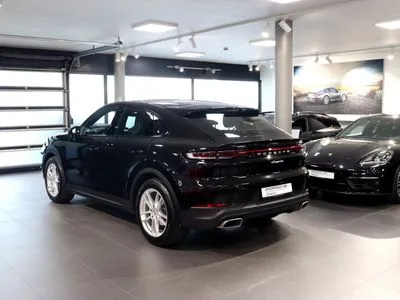 Porsche Cayenne Standard