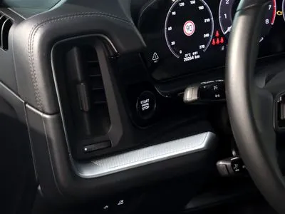 Porsche Cayenne Standard