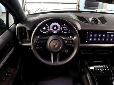 Porsche Cayenne Standard