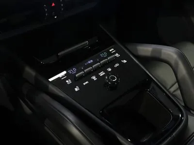 Porsche Cayenne Standard