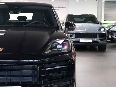 Porsche Cayenne Standard