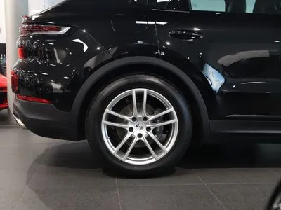 Porsche Cayenne Standard