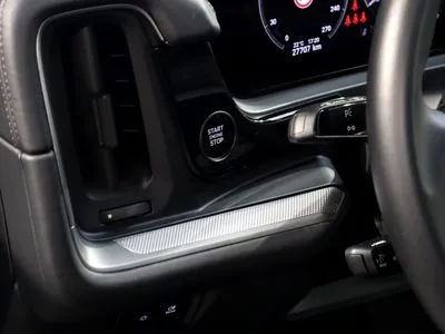 Porsche Cayenne Inne