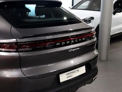 Porsche Cayenne Inne