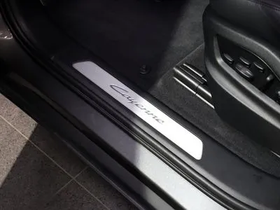 Porsche Cayenne Inne