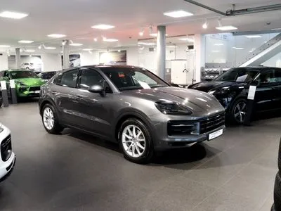 Porsche Cayenne Inne