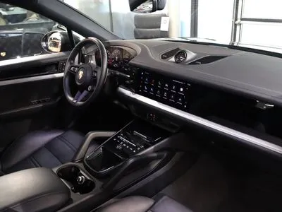 Porsche Cayenne Inne