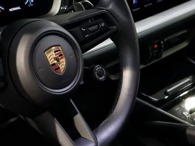 Porsche Cayenne Inne
