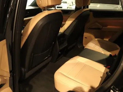 Porsche Cayenne Standard