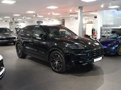 Porsche Cayenne Standard