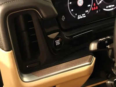 Porsche Cayenne Standard