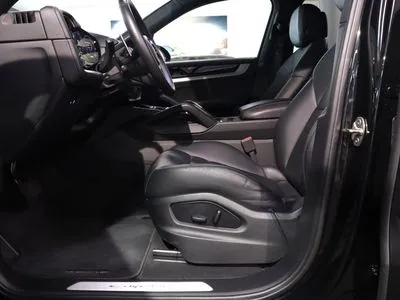Porsche Cayenne E-Hybrid PHEV