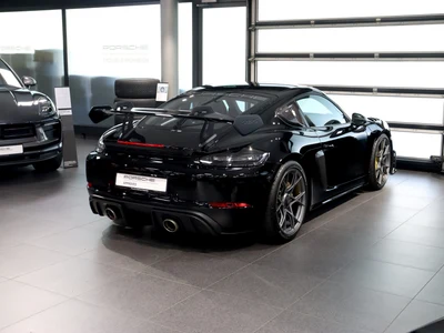 Porsche 718 Cayman GPF GT4 RS PDK