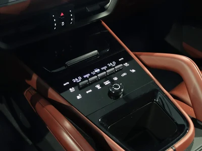 Porsche Cayenne Standard