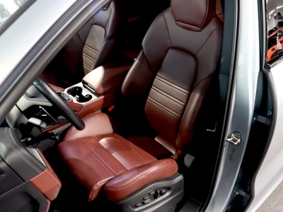 Porsche Cayenne Standard