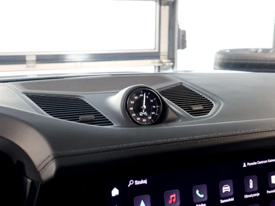 Porsche Cayenne Standard