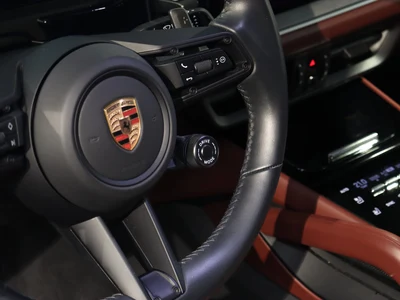 Porsche Cayenne Standard
