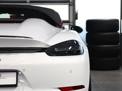 Porsche 718 Spyder Inne