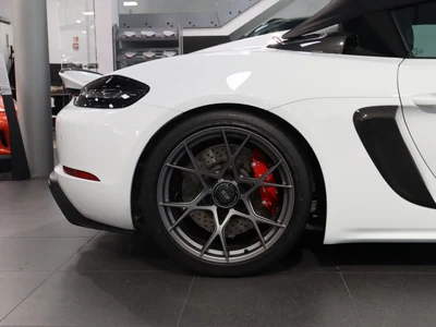 Porsche 718 Spyder Inne