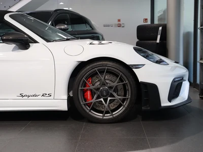 Porsche 718 Spyder Inne